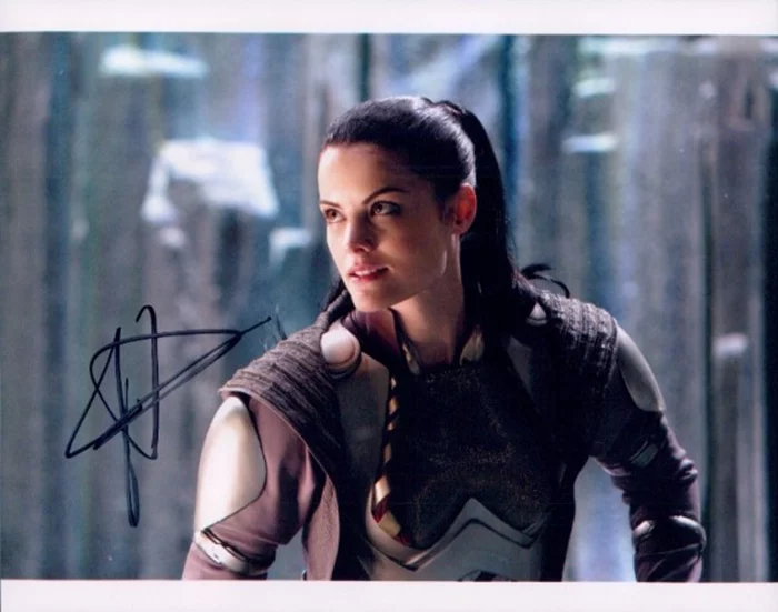 Jaimie Alexander autograph