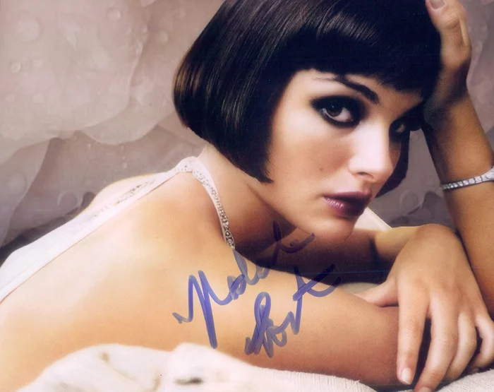 Natalie Portman autograph