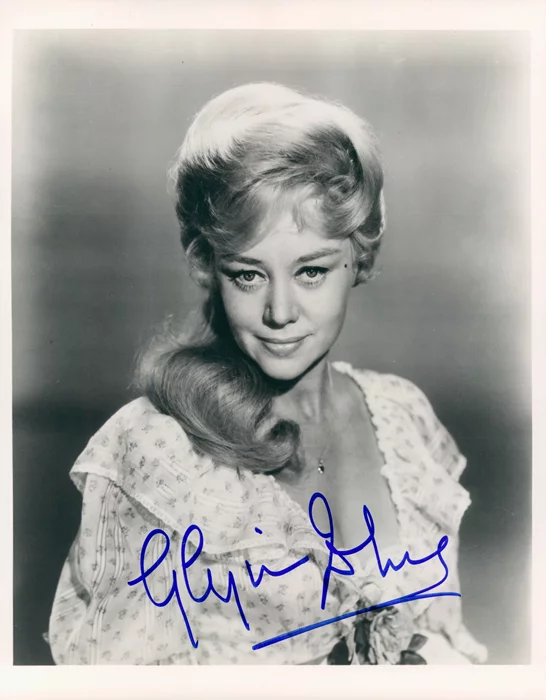 Glynis Johns autograph