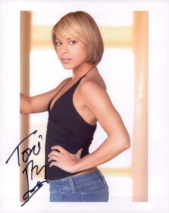 Toni Trucks autograph