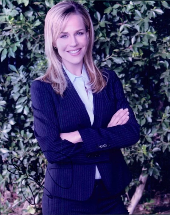Julie Benz autograph