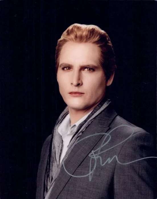 Peter Facinelli autograph