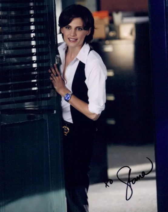Stana Katic autograph