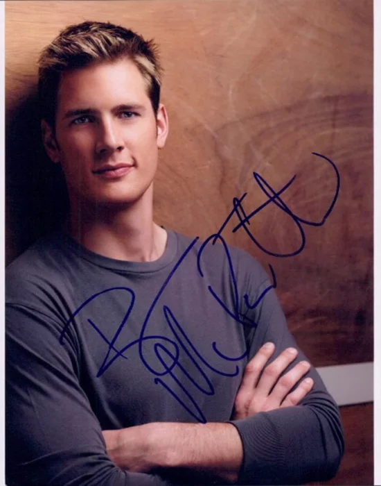 Ryan McPartlin autograph
