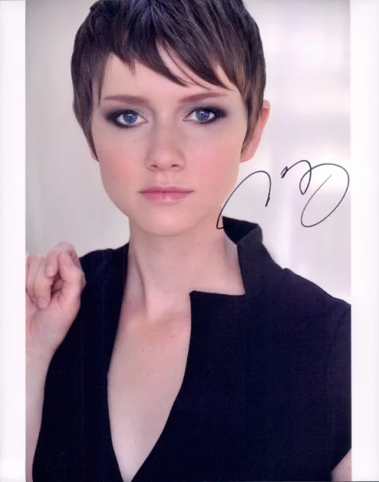 Valorie  Curry autograph