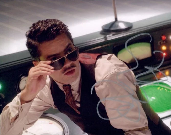 Dominic Cooper autograph