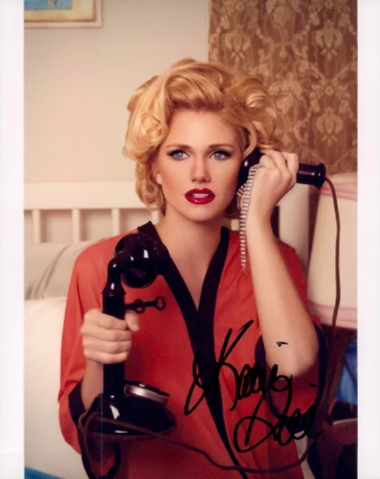 Katie Gill autograph