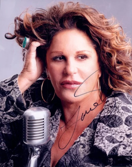 Lainie Kazan autograph