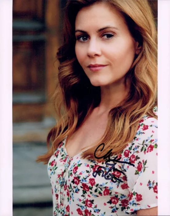 Christie Lynn Smith autograph