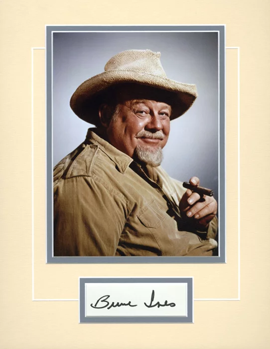 Burl Ives autograph