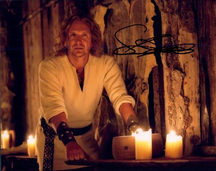 Sebastian Roche autograph