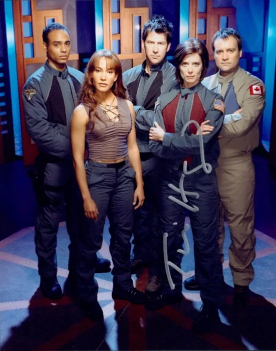 Torri Higginson autograph