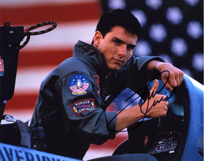 Tom Cruise autograph