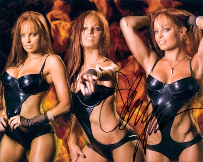 Christie Hemme autograph