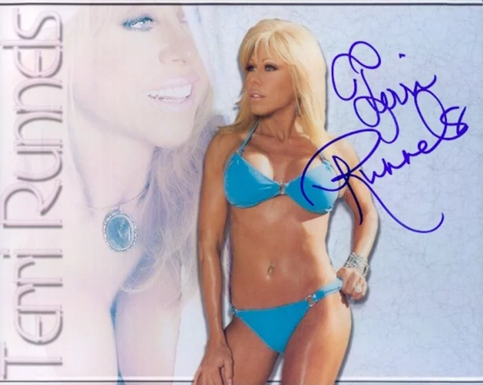 Terri Runnels autograph