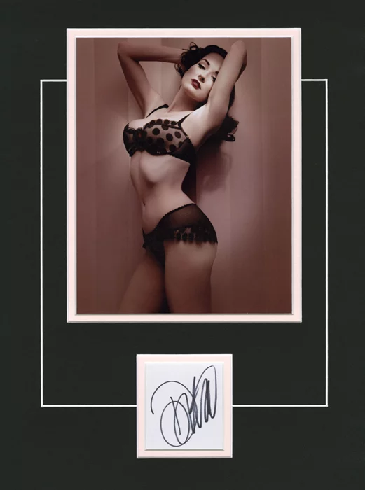 Dita Von Teese autograph