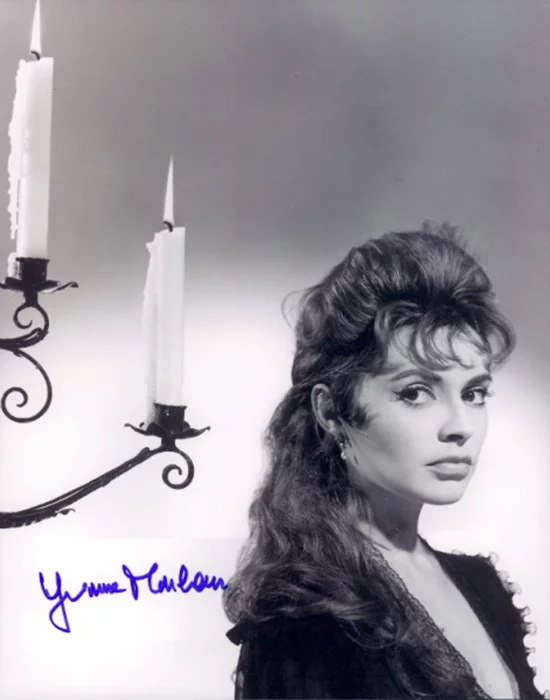 Yvonne Monlaur autograph