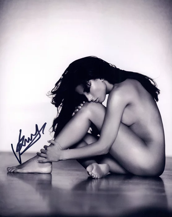 Vildane Zeneli autograph