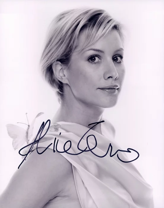 Alice Evans autograph