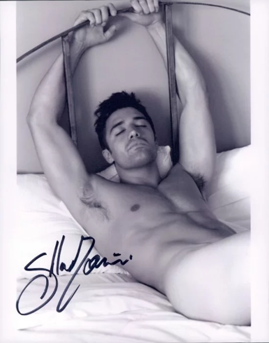 Gilles Marini autograph