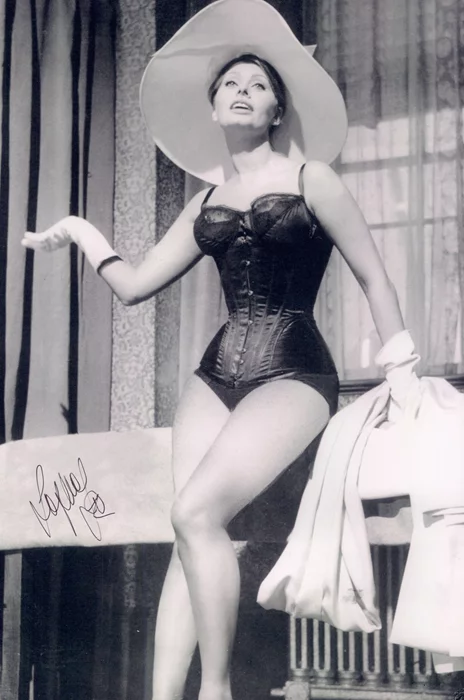 Sophia Loren autograph