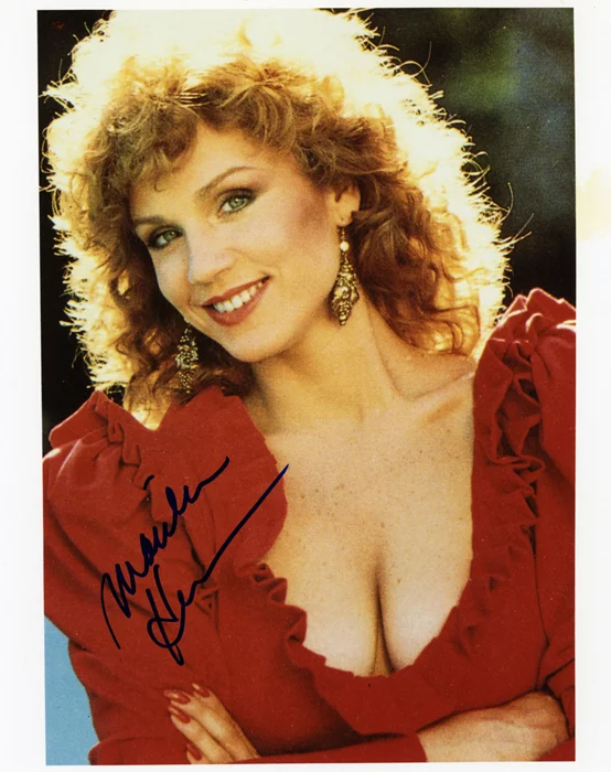Marilu Henner autograph
