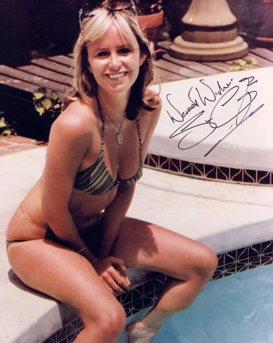 Susan George autograph