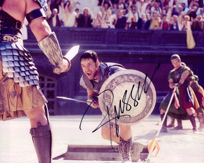 Russell Crowe autograph