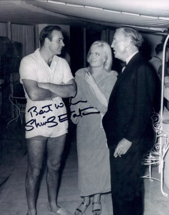Shirley Eaton autograph