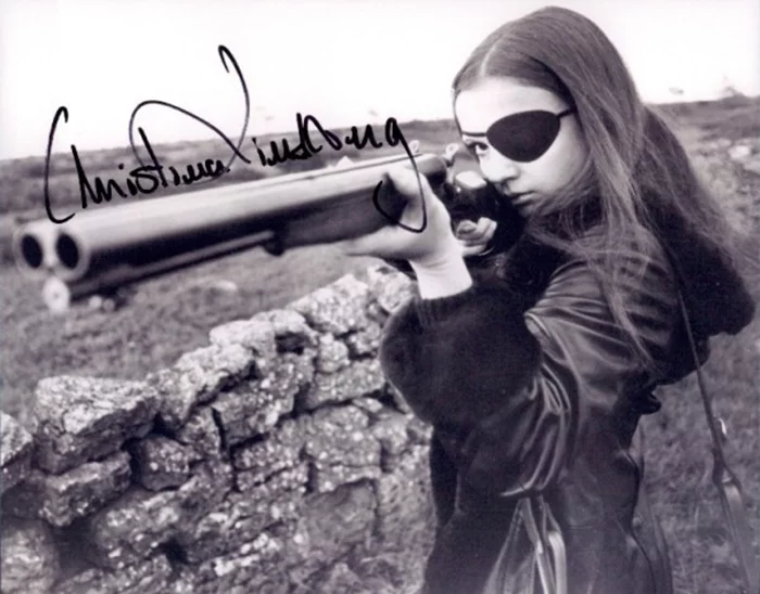 Christina Lindberg autograph