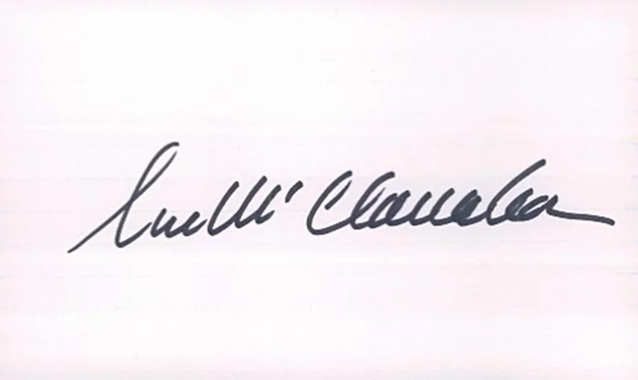 Rue McClanahan autograph