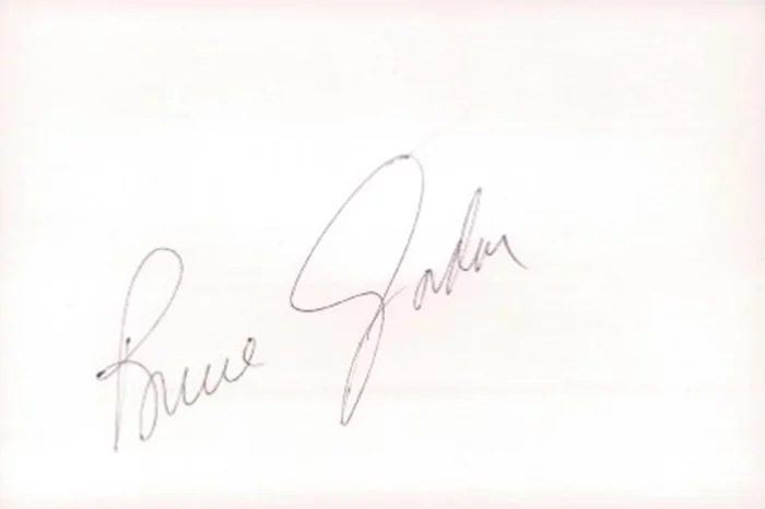 Bruce Gordon autograph