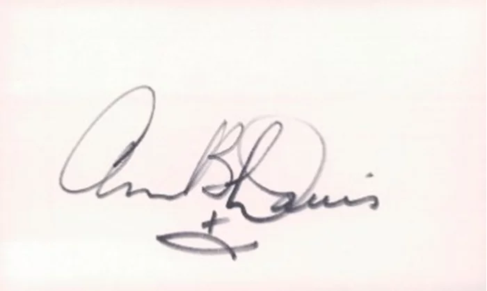 Ann B. Davis autograph