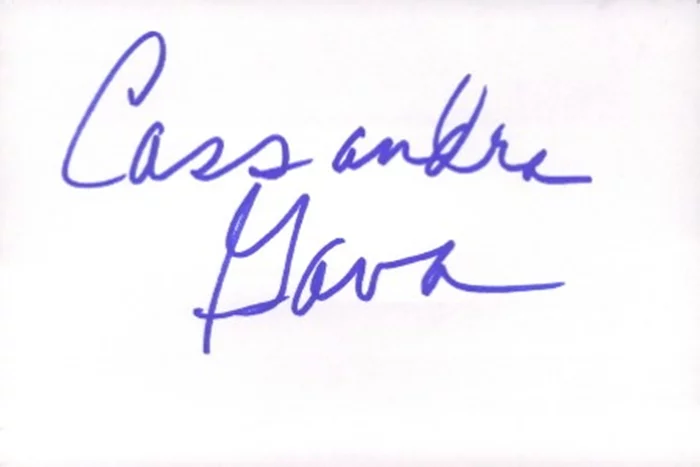 Cassandra Gava autograph