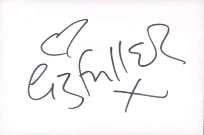 Liz Fuller autograph