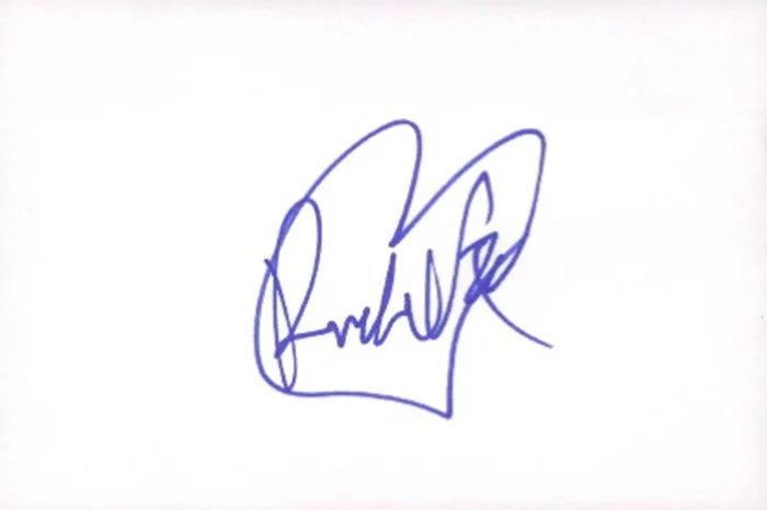 Rachel Fox autograph