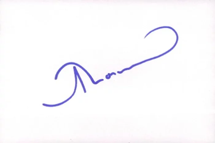 Romeo Miller autograph