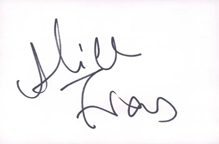 Alice Evans autograph