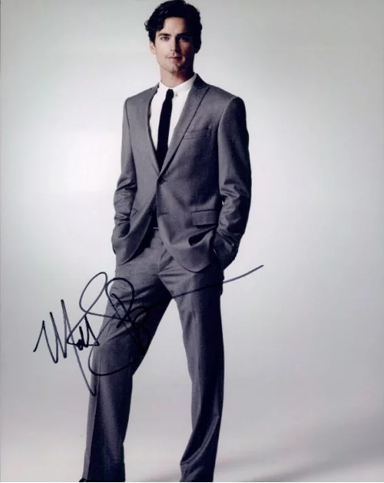 Matthew Bomer autograph