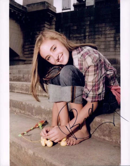 Rachel Fox autograph