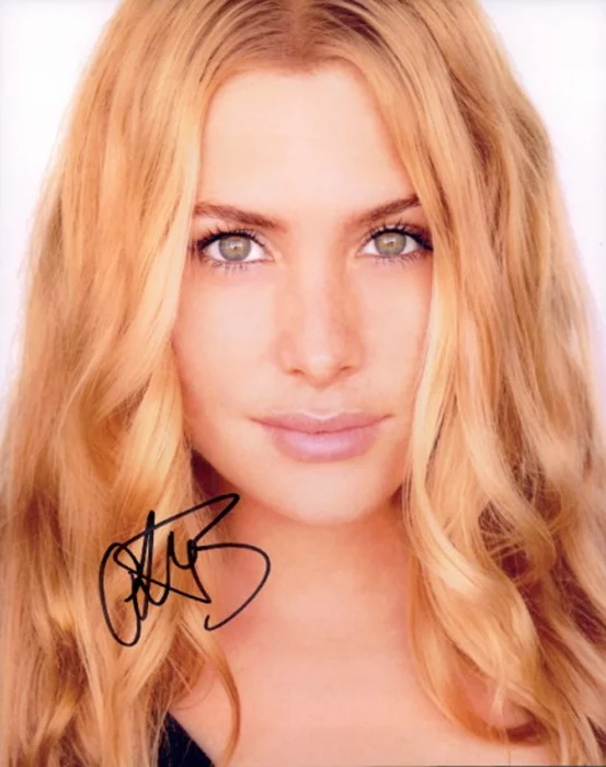 Casey  LaBow autograph