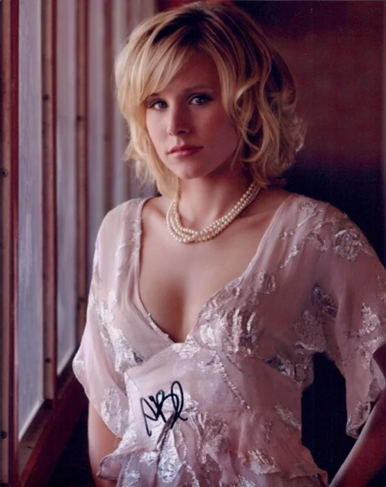 Kristen Bell autograph
