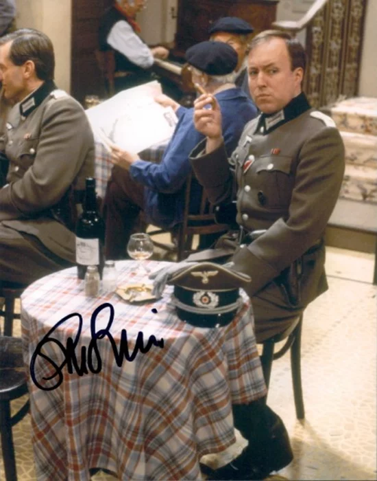 Guy Siner autograph