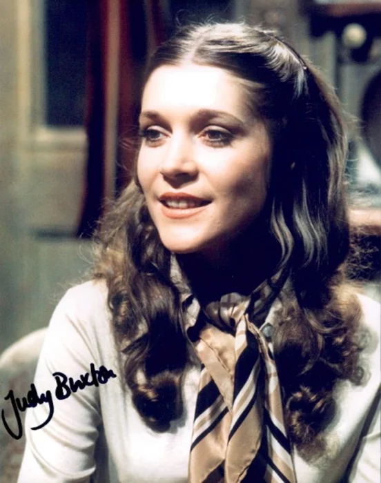 Judy Buxton autograph