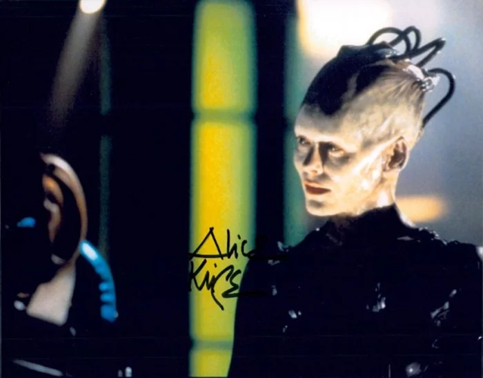 Alice Krige autograph