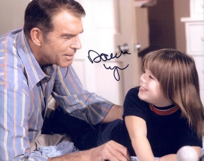 Dawn Lyn autograph