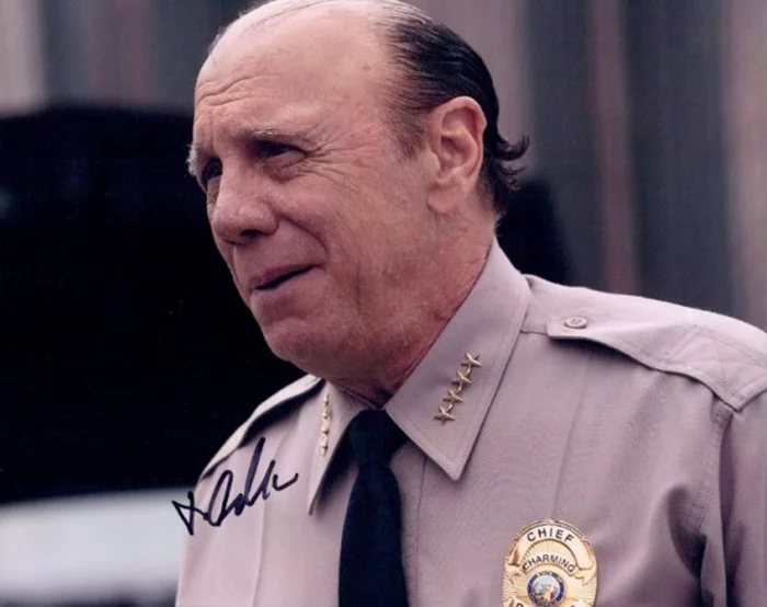 Dayton Callie autograph