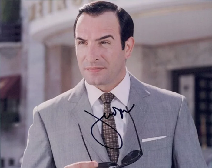 Jean Dujardin autograph
