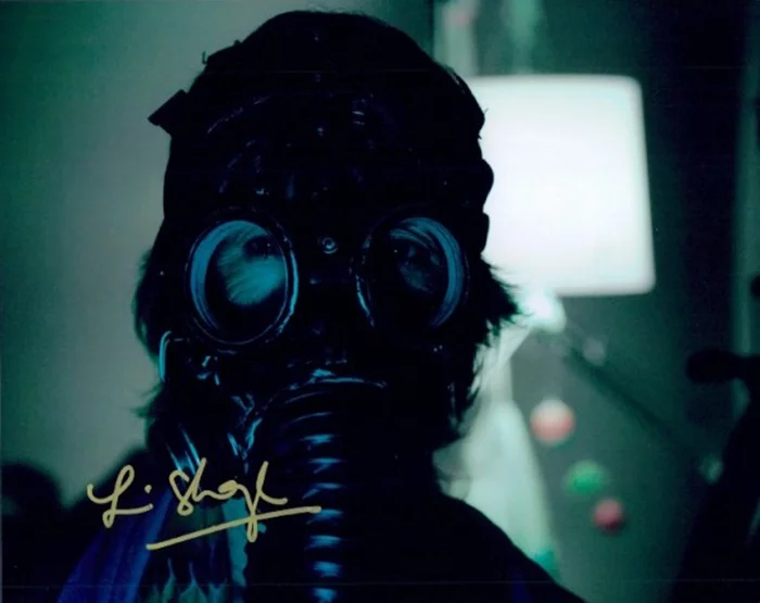 Lin Shaye autograph