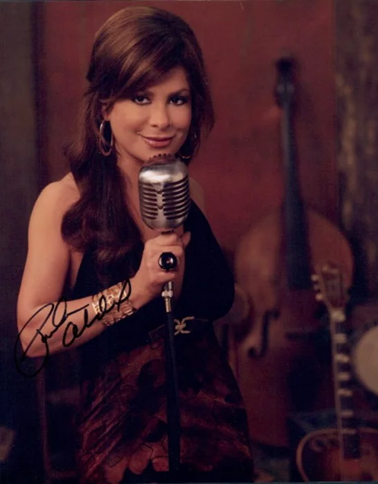 Paula Abdul autograph